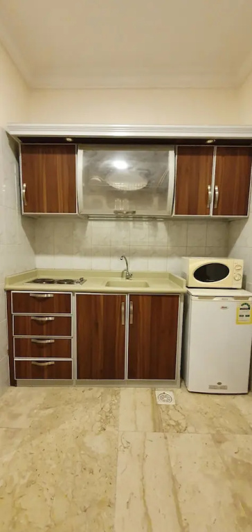 Saryet Al Hamra Hotel Apartments