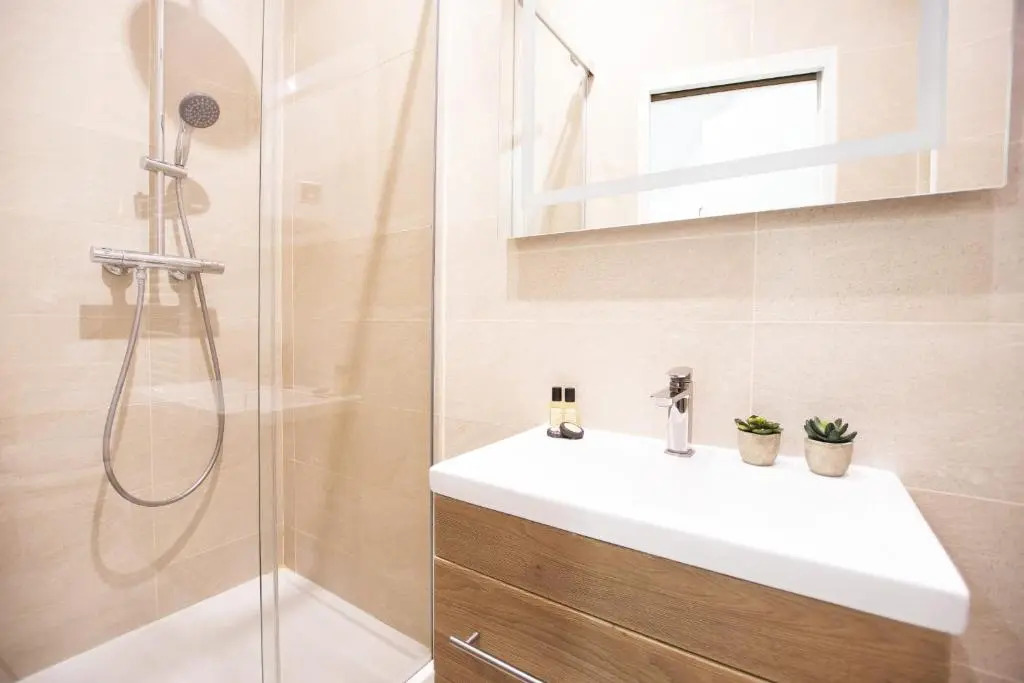 GuestReady - Bright and Spacious Apartment near Eiffel Tower