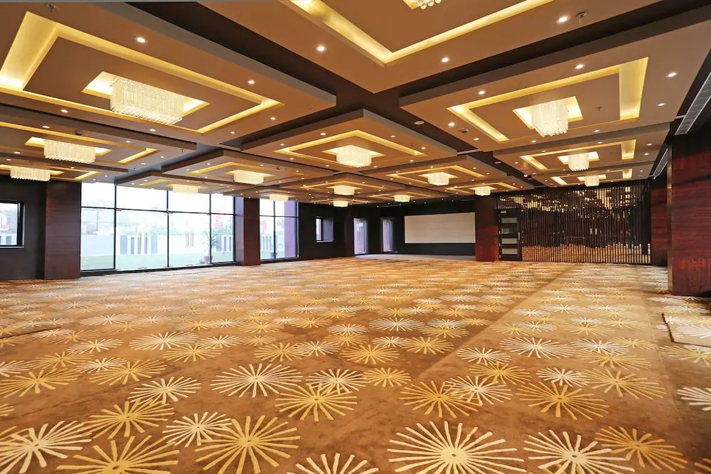 OYO 10192 Hotel Vista Residency