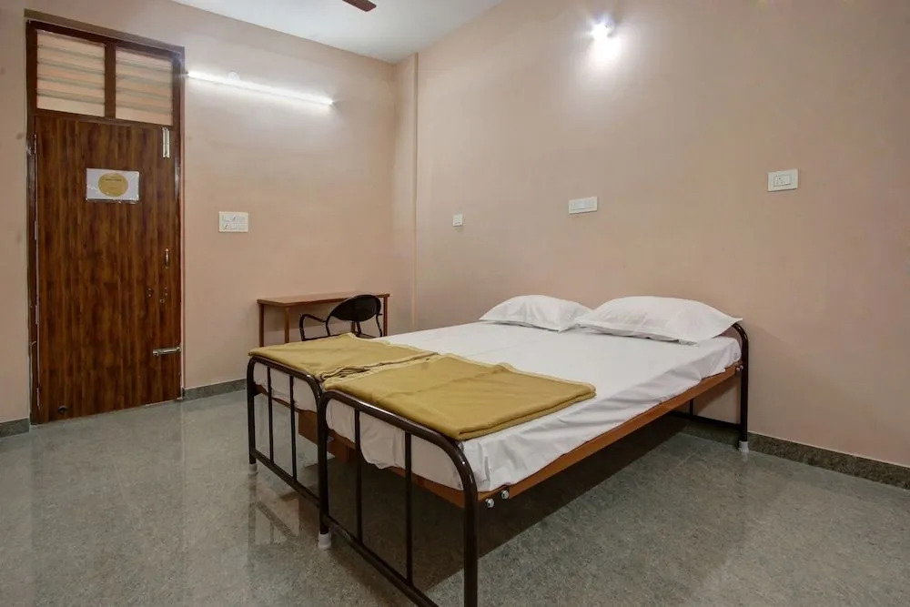 Spot On 41583 Sri Rugmani Residency