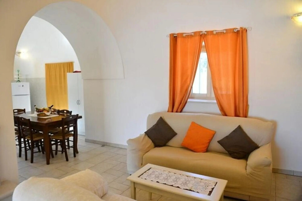 Holiday home with pool in Cisternino