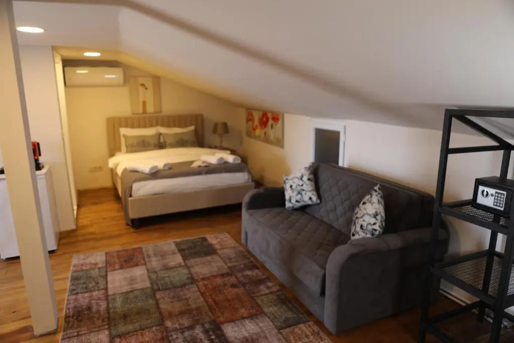 Gen Plus Hotel
