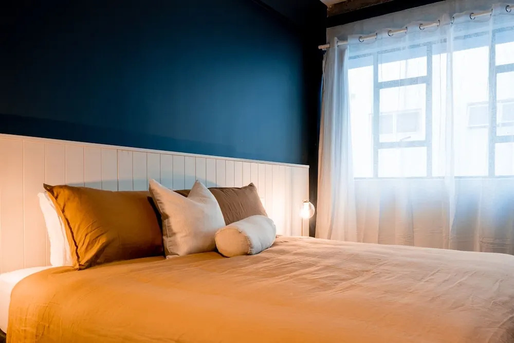 The Cobbler Hotel