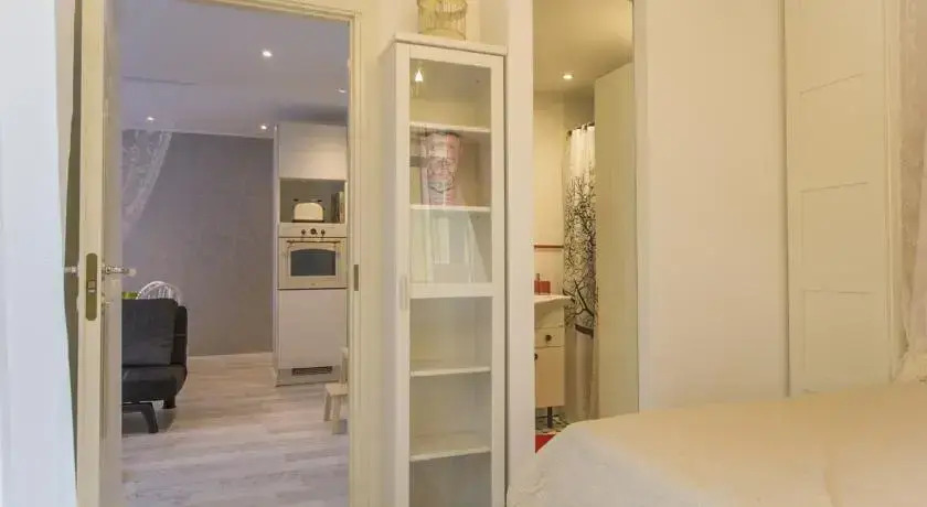 Rose Apartment