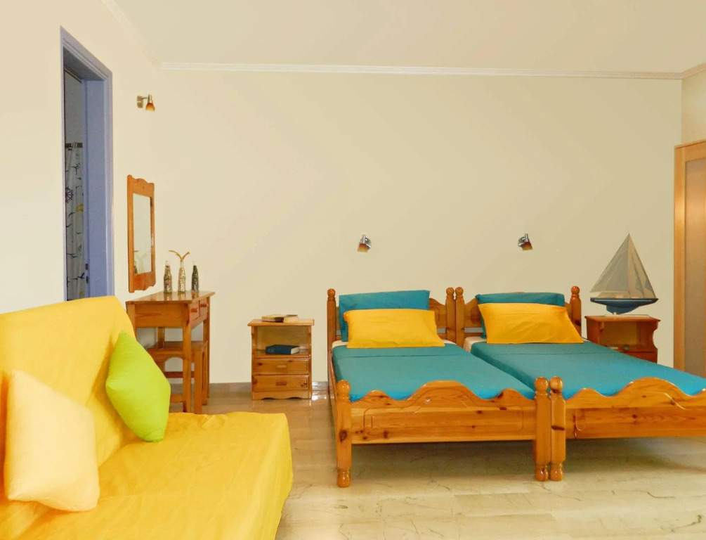 Anemos Studios & Apartments