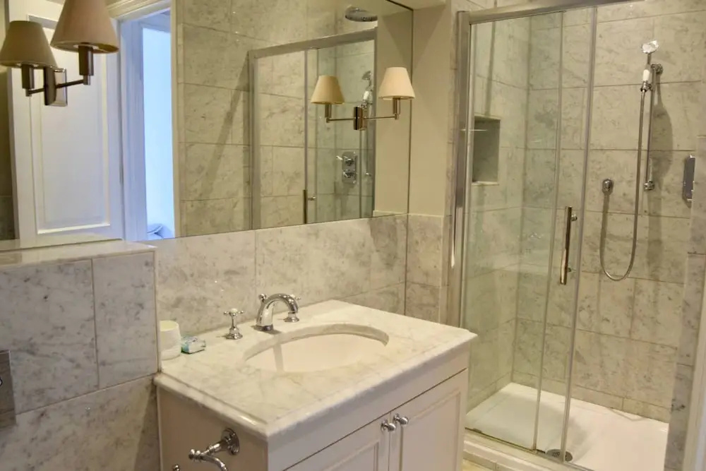 Elegant 2 Bedroom Chelsea Flat With Roof Terrace