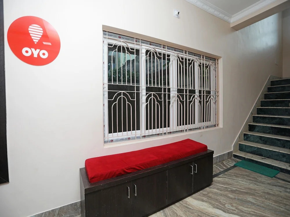 OYO 13859 Soveet Residency