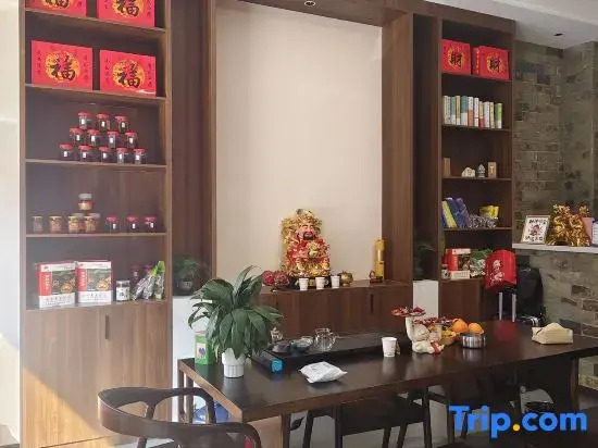 Read about homestays