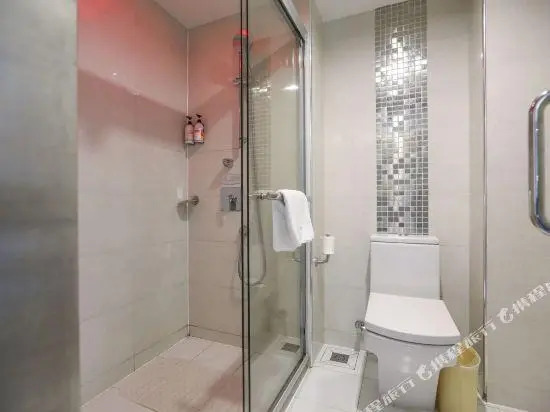 Z Hotel