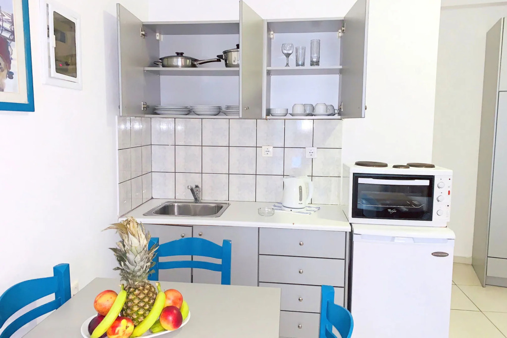 Kassavetis Apartments