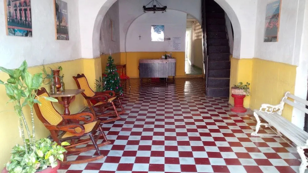 Hotel Sol Colonial