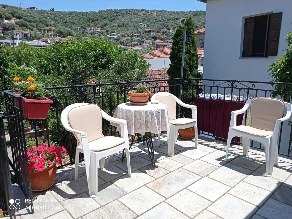 Giola's House Afissos
