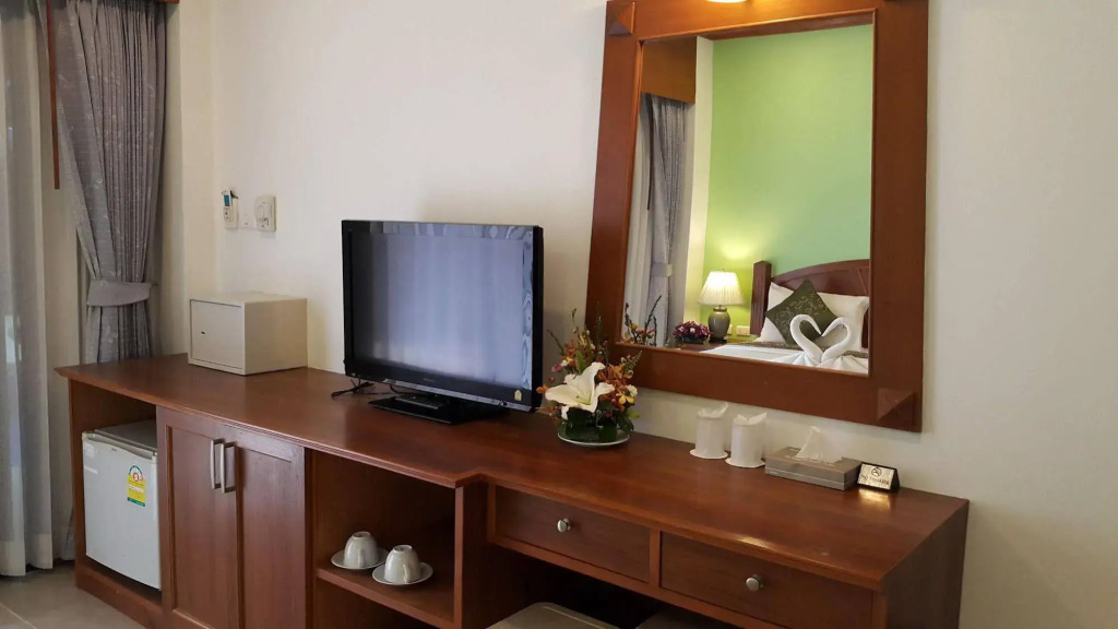 MT Hotel Patong