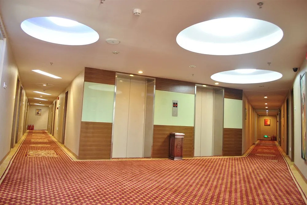 Super 8 Hotel Shenzhen Diwang