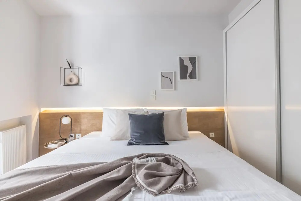 Elegant 2BR Apartment in Kolonaki
