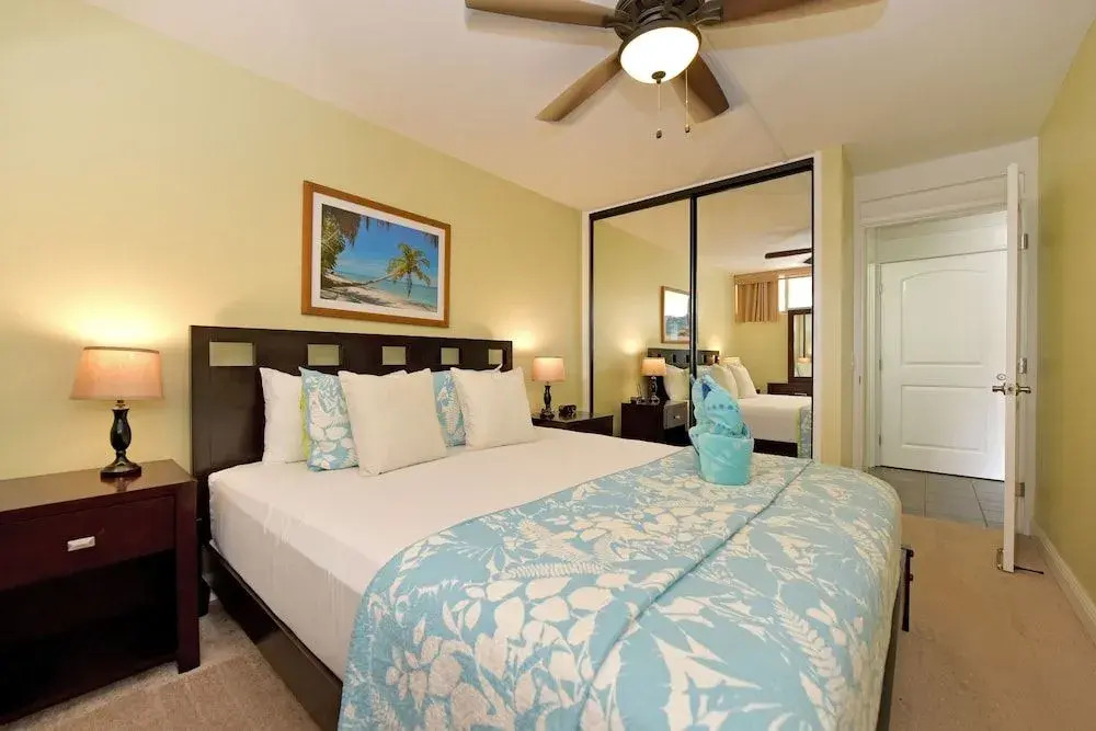Kahana Reef 120 by RedAwning