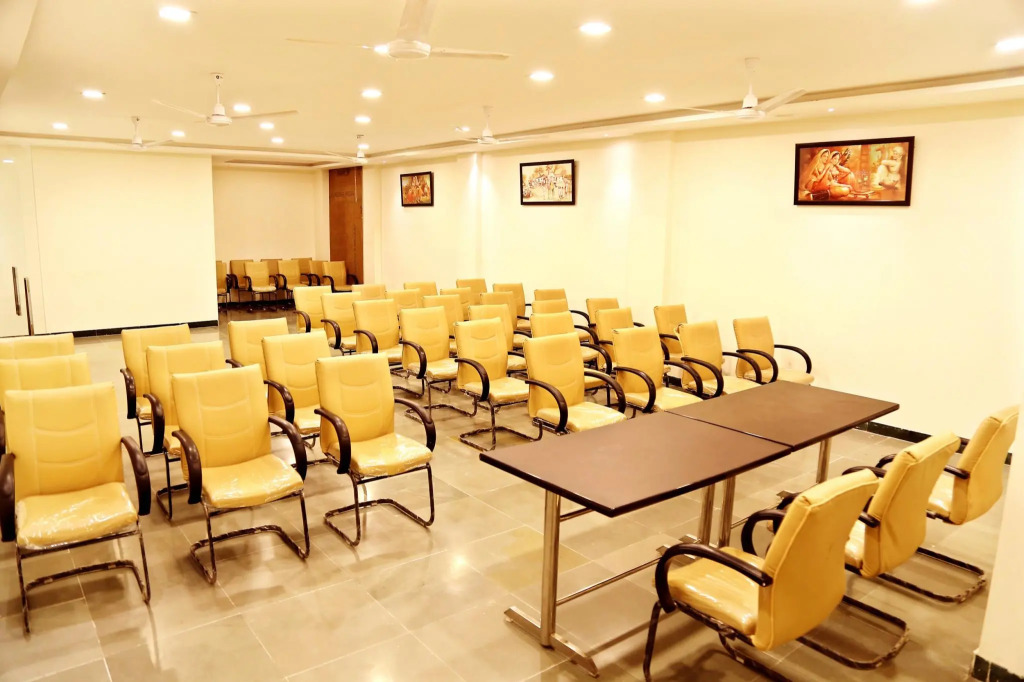Hotel Royal Dezire Udaipur