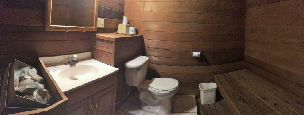 Westwoods Motel