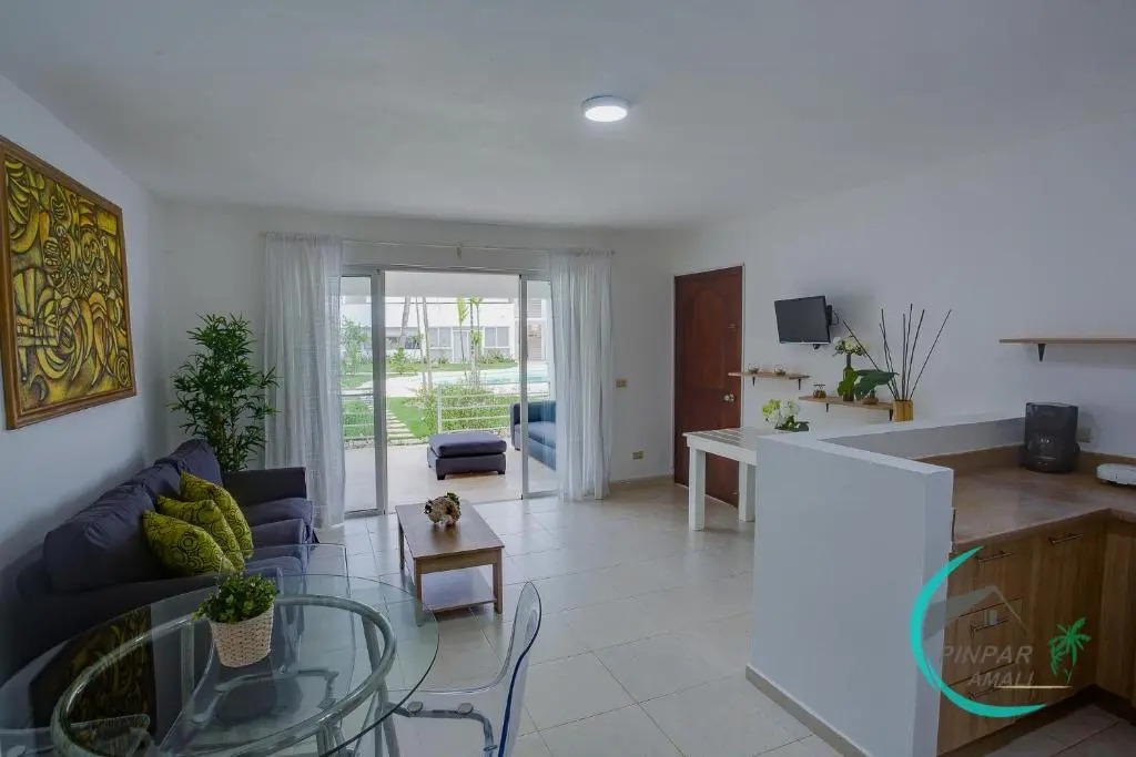 Deluxe E1, 2 Br, Pool,Terrace,Close To The Beach!