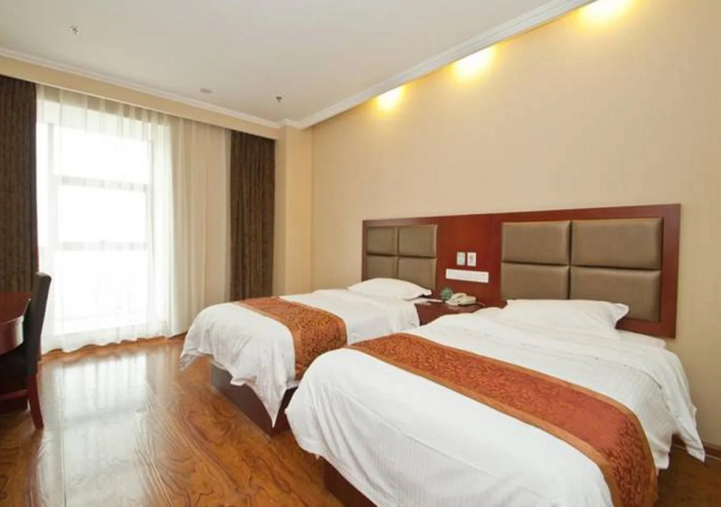 GreenTree Inn ShanDong Linxi Lanling County Government Business Hotel
