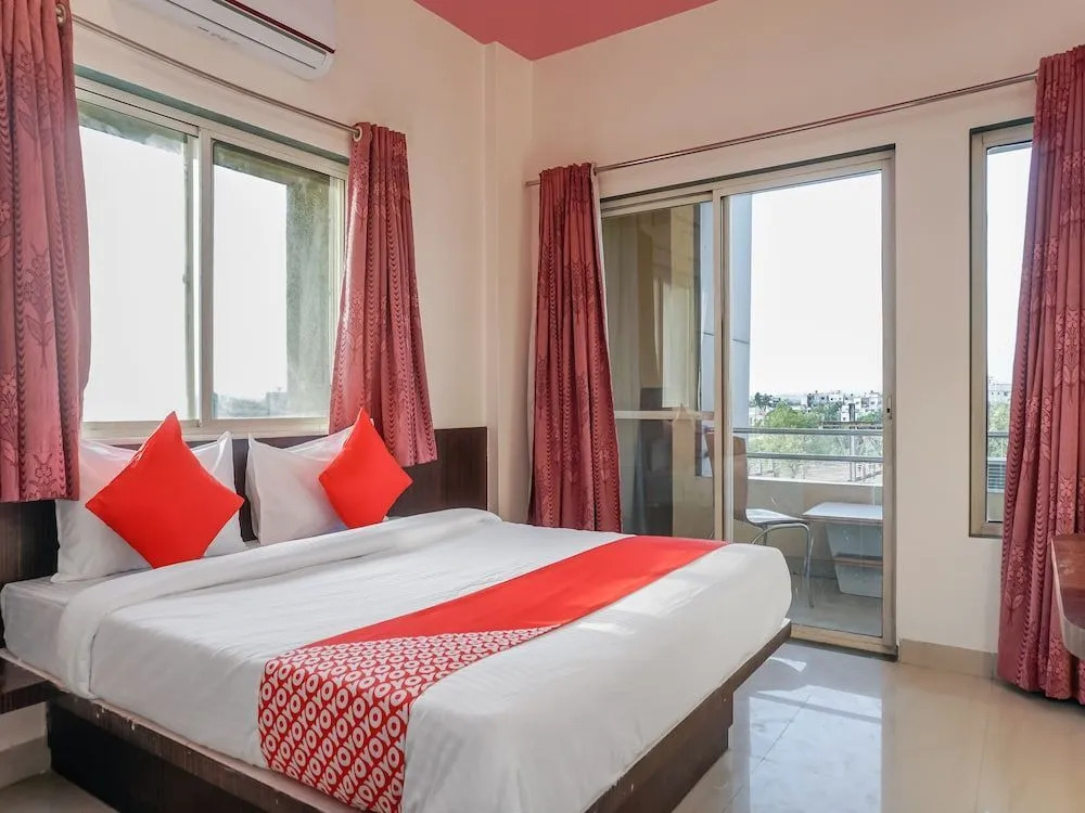 JayShree Executive Restaurant & Lodge By OYO Rooms