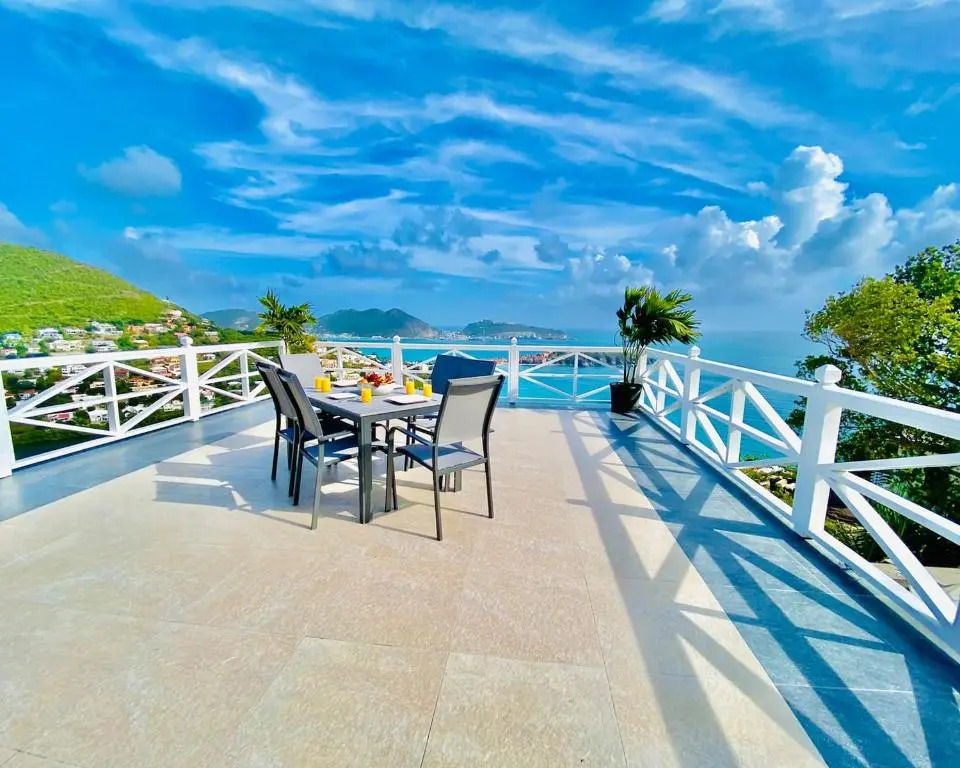 SXM King Size Villa with 4 Rooms and 4 Bathrooms