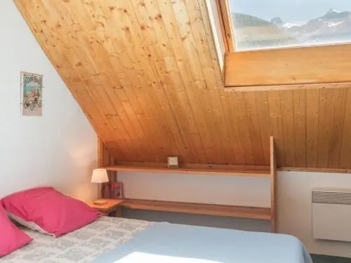 Apartment Roche Colombe