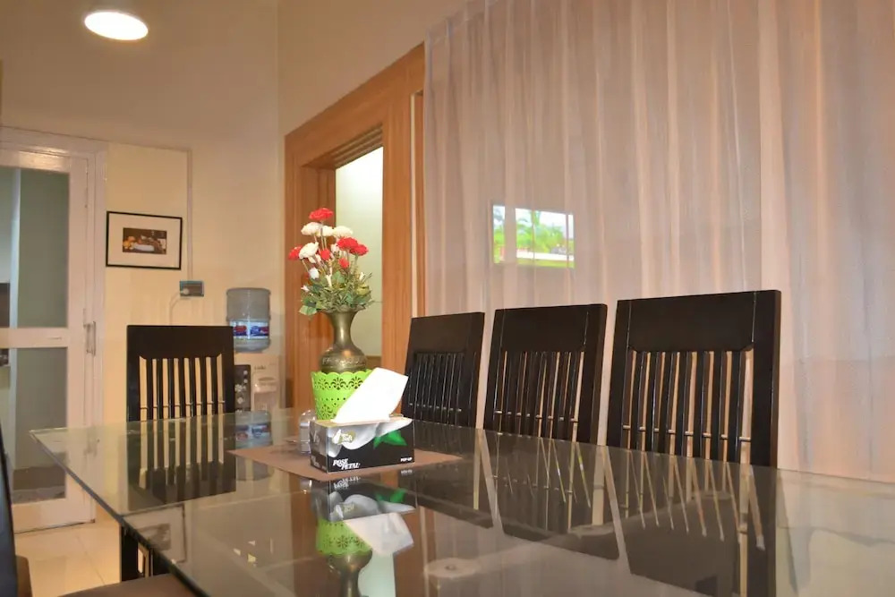 West End Lodges