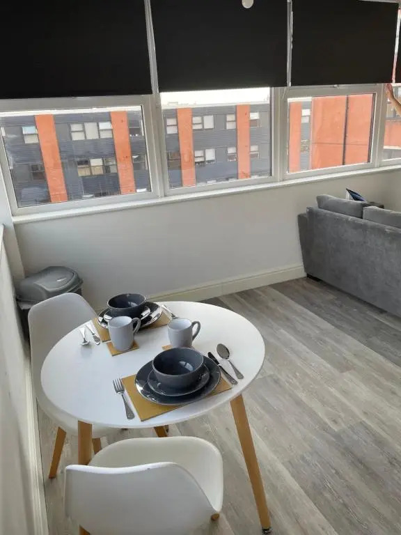 #0503 Lovely one bedroom apartment with free parking