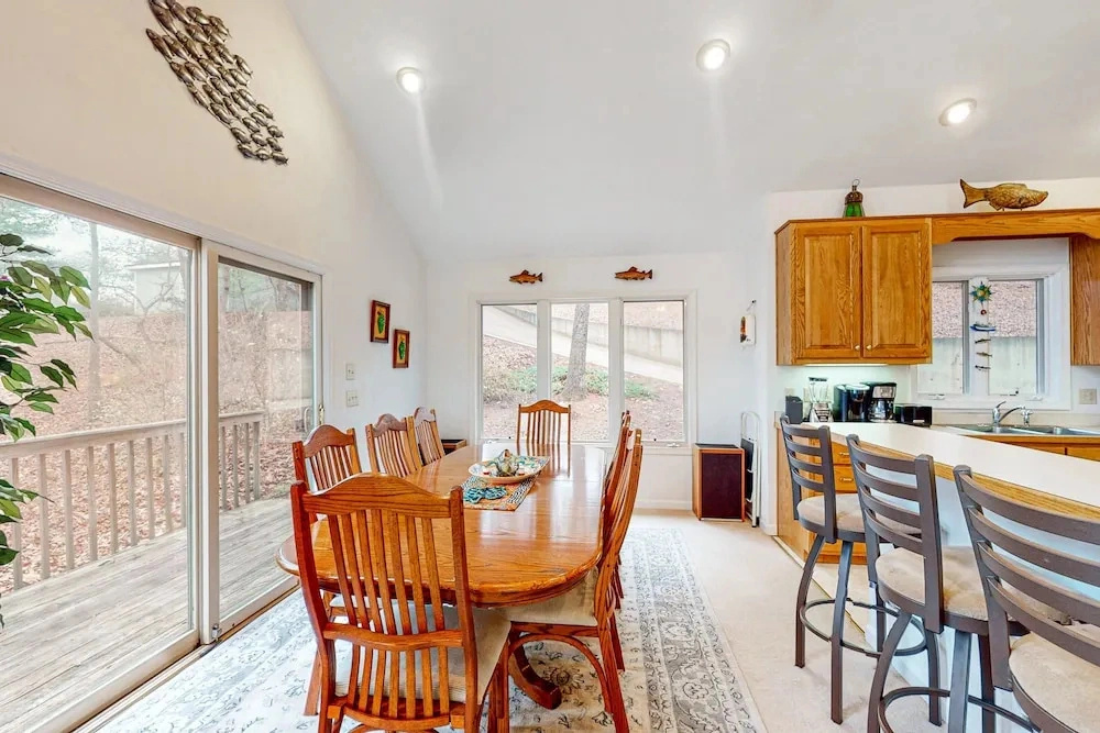 A Kerr Home - Waterfront Home With Private Dock, Lake Views, Kayaks, Paddleboat, & Pool Table