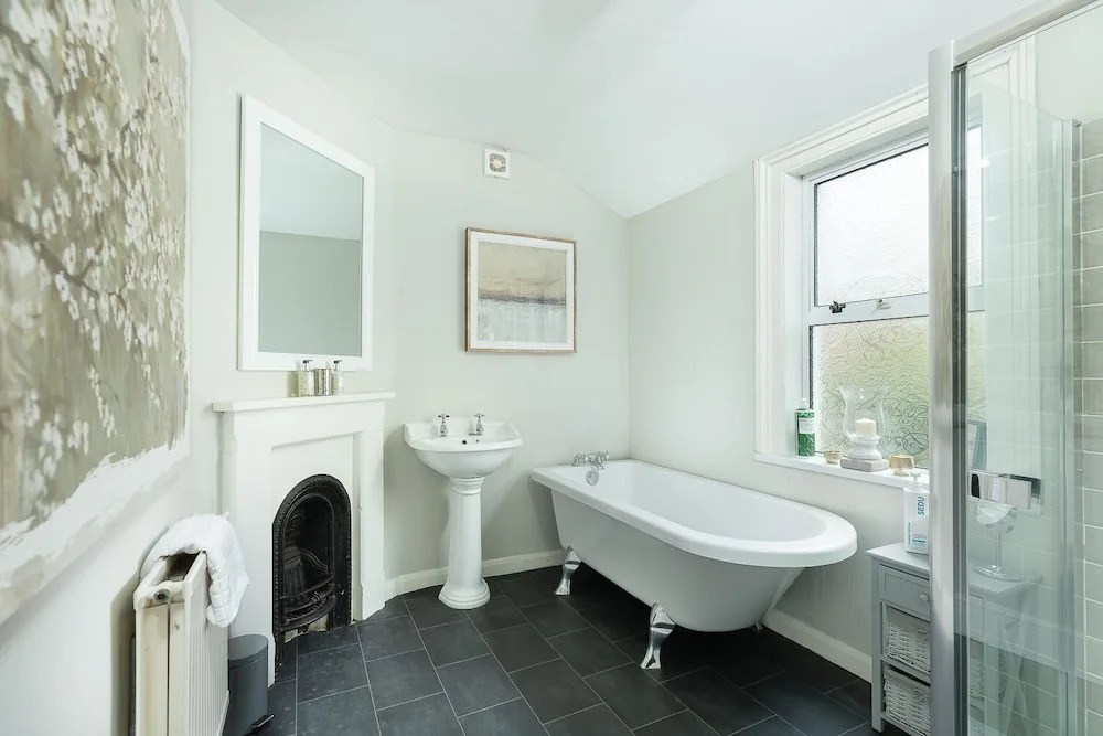 Price & Weeks - Jewel of Bath