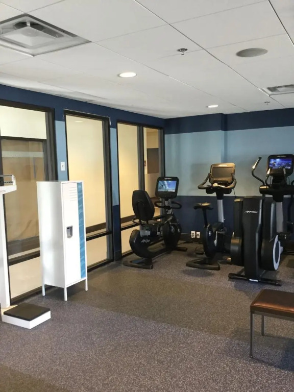 Radisson Hotel Detroit Metro Airport