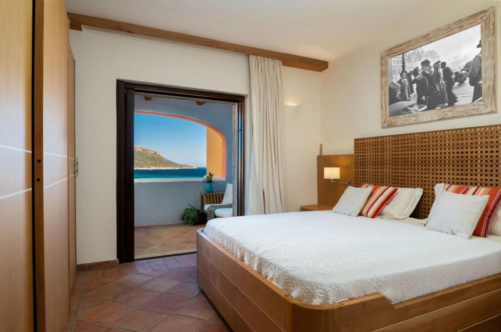 The Tavolara apartment is a very spacious three-room apartment (about 100 square meters) consisting-Tavolara