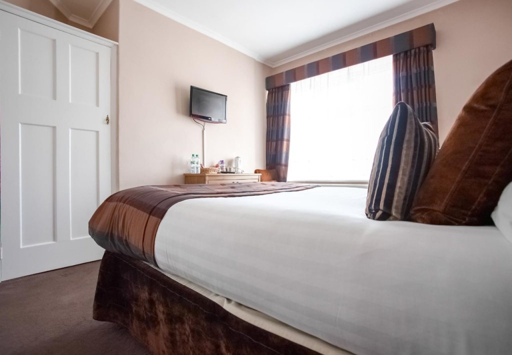 The Cliffemount Hotel