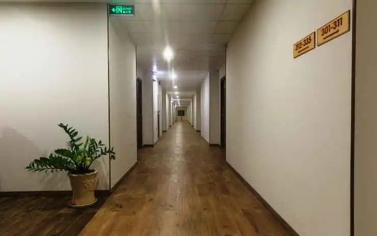 Oceanward Hotel & Resort