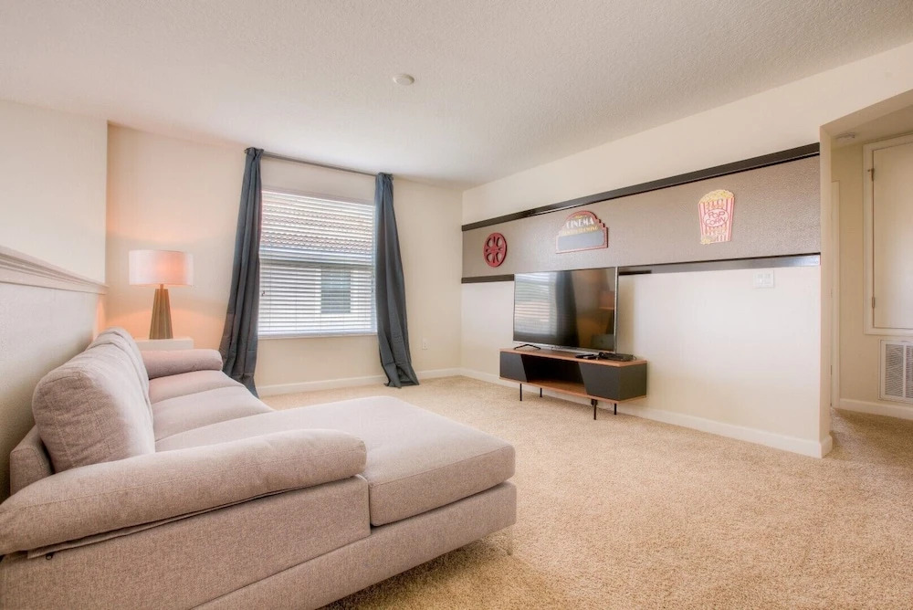 1612 Moon Valley Drive
