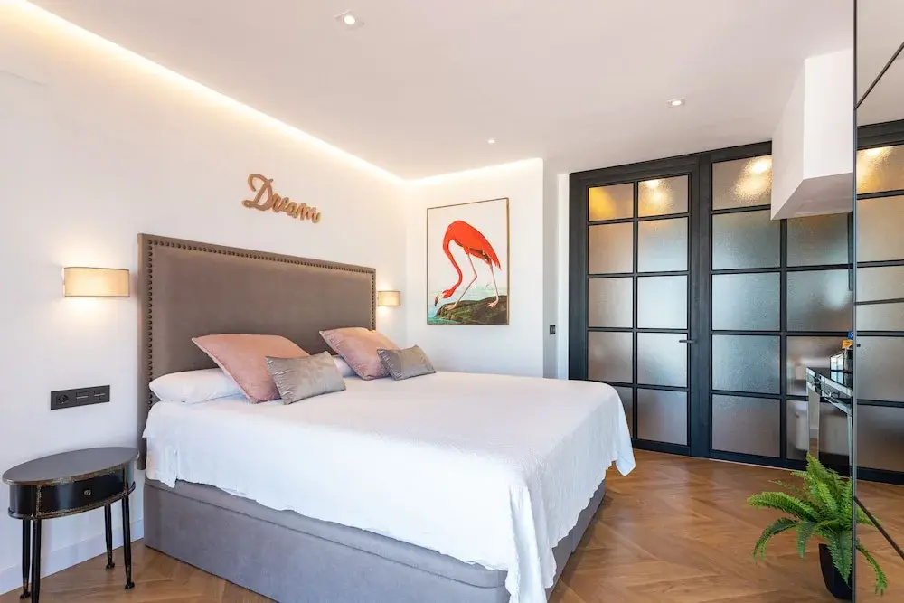 1 BD Apartment in the Heart of Seville With Great Views. San Pablo VI