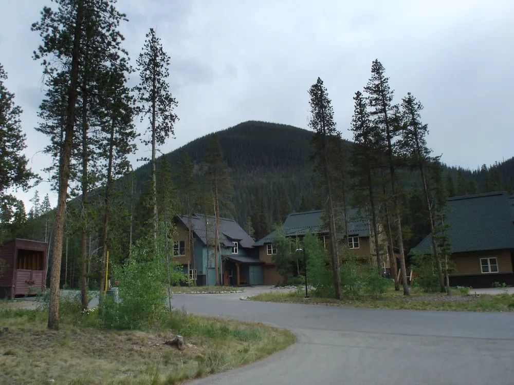 Ski Tip Ranch 8716