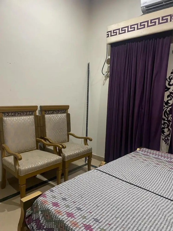 Warraich Villa gt Raod Gujrat Entire