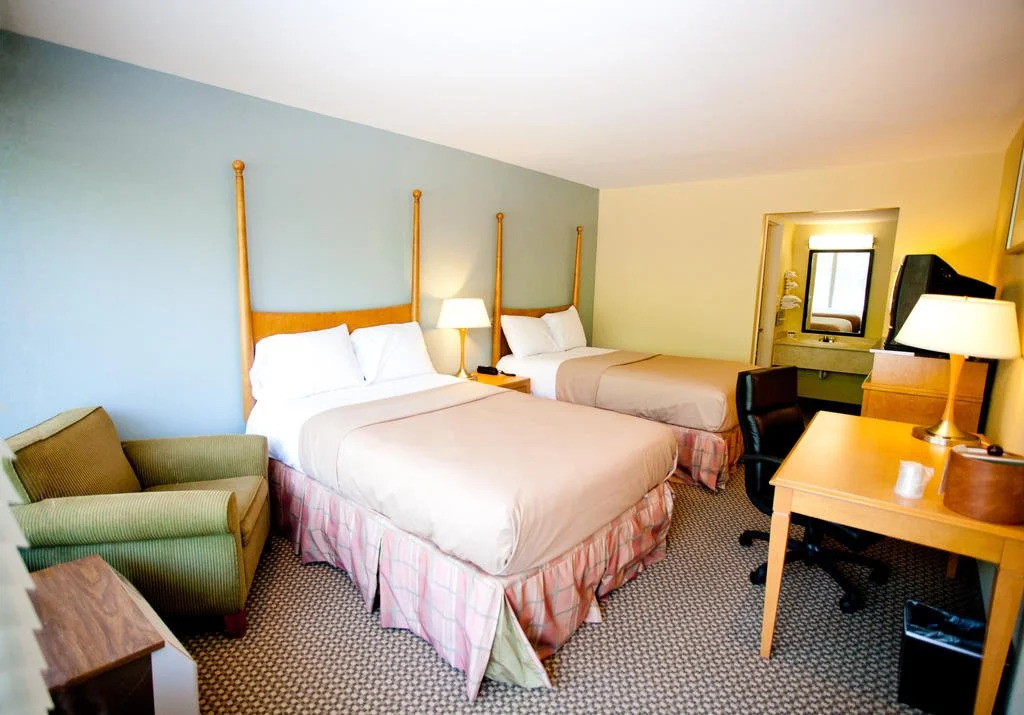 Star City Inn and Suites