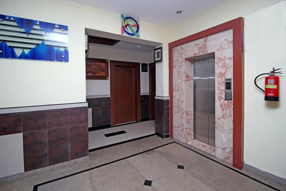 OYO 3058 Hotel Vishal Plaza