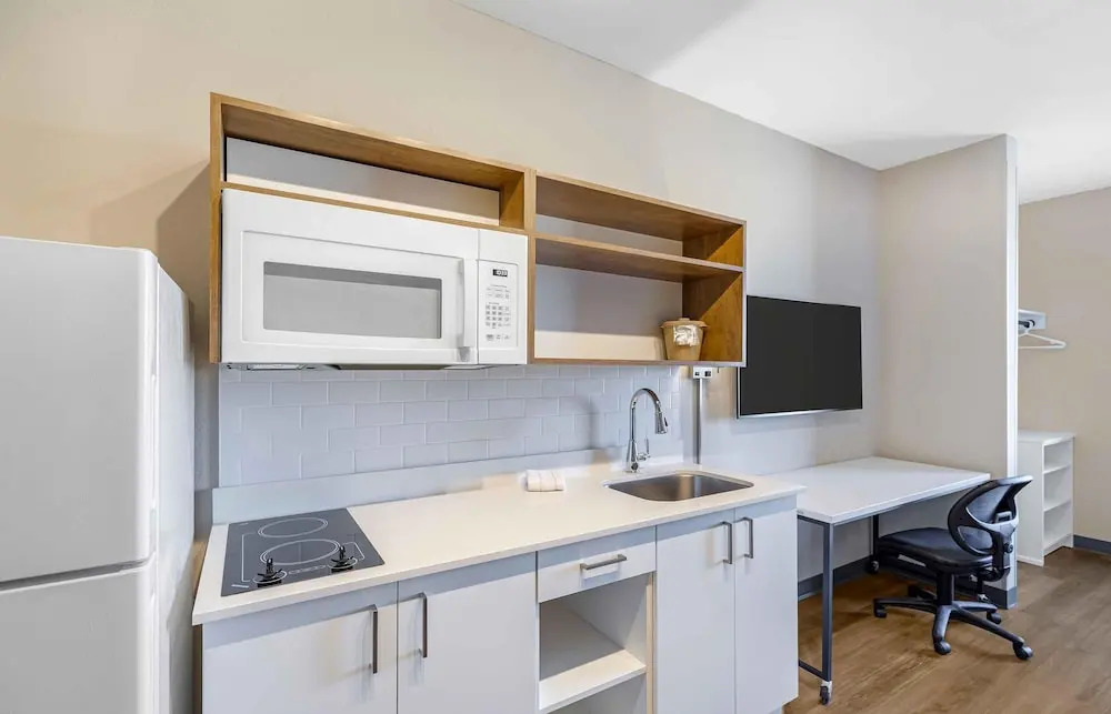 Extended Stay America Premier Suites - Denver International Airport