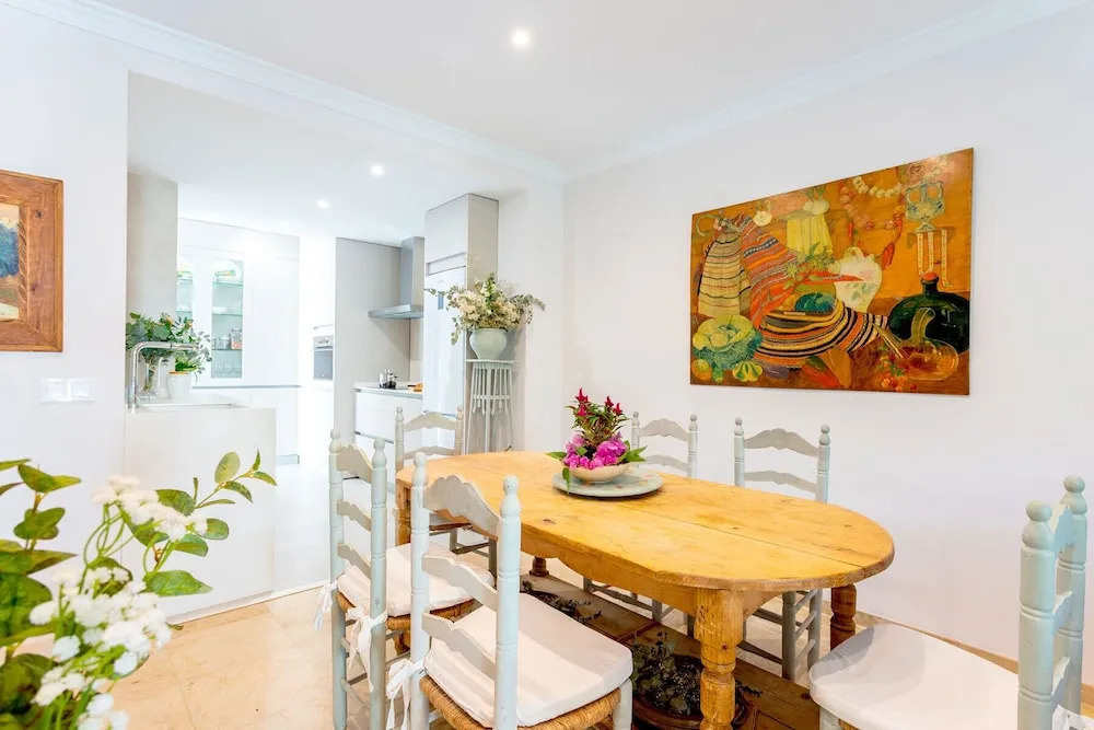 3 Bdrs Apartm With Private Terraces & Communal Swimming Pool in Estepona Benamara II