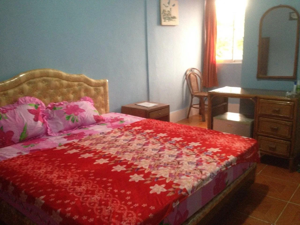 Retox Guesthouse& Bar
