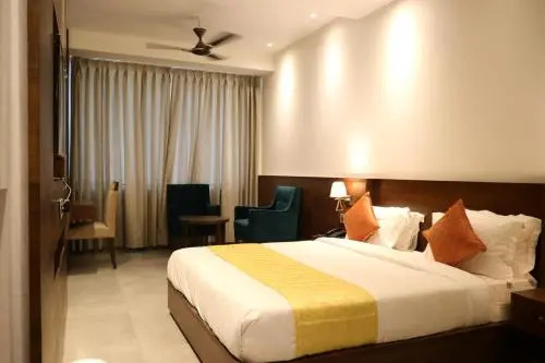 Hotel Highway Inn