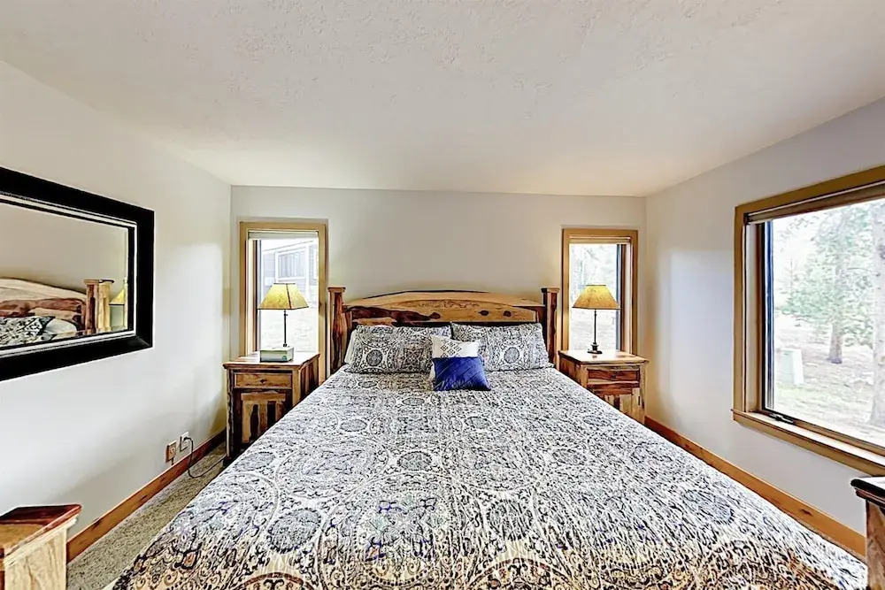 3 Bedroom Condo In West Keystone Near Lakeside Village