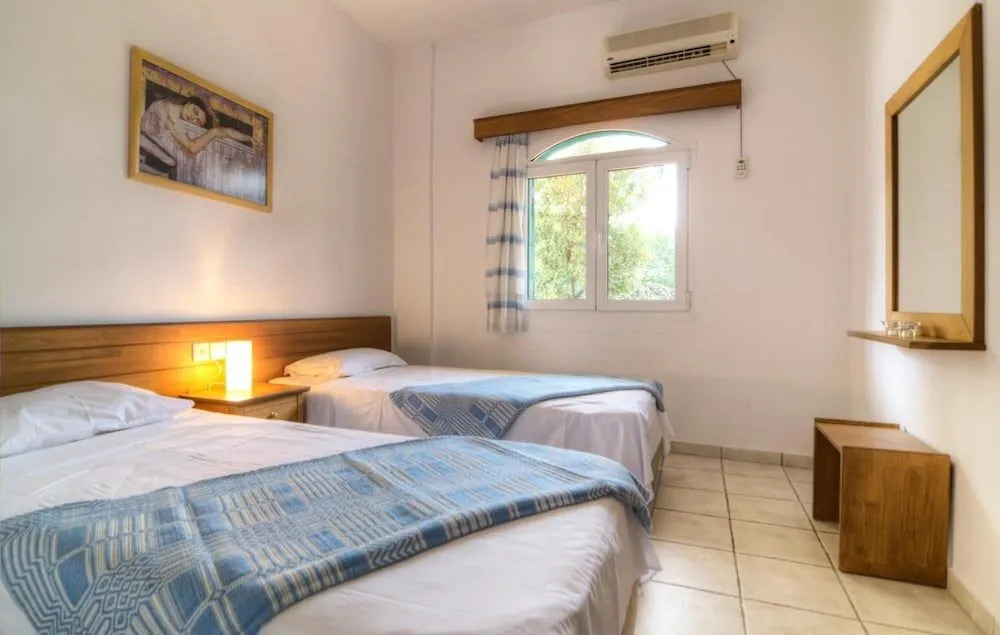 Elia & Tina Apartments