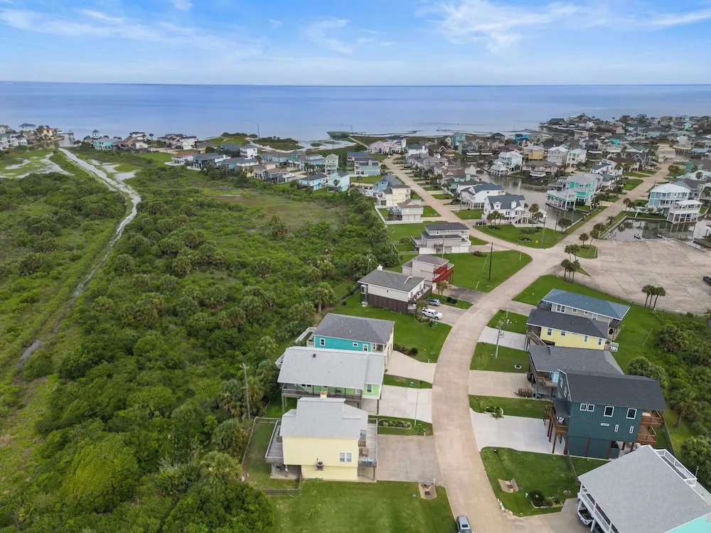 The Krusty Krab by Ryson Vacation Rentals