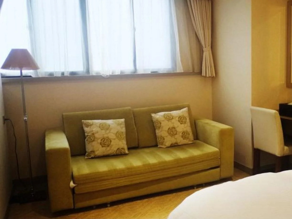 Link World Hotel