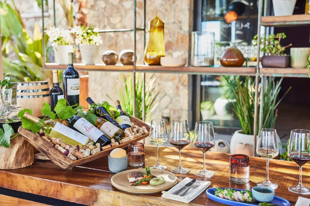 Esperanza, Auberge Collection